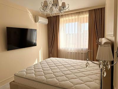 квартира за адресою Володимирська вул., 1