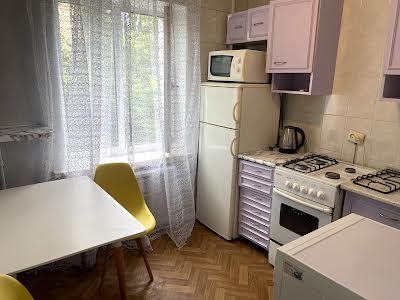 квартира по адресу Ольжича ул., 13