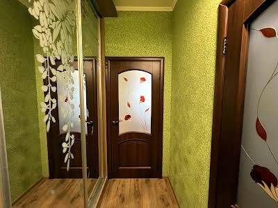 квартира за адресою Академіка Амосова вул., 6
