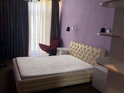 квартира за адресою Регенераторна вул., 4 к2-3