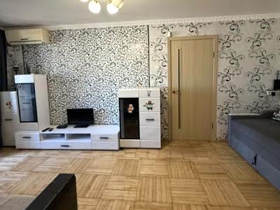 квартира за адресою Івана та Юрія Лип вул. (Гайдара), 1