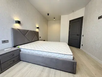 квартира за адресою Миру вул., 10б