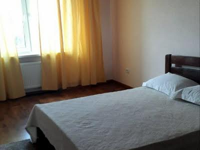 квартира за адресою Миколи Вінграновського вул., 2