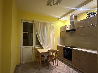 квартира за адресою Миколи Закревського вул., 42-А