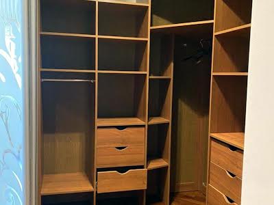 квартира за адресою Київ, Миколи Амосова вул., 4
