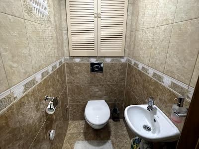 квартира по адресу Жулянська ул., 1-Б