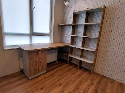 квартира за адресою Салютна вул., 2