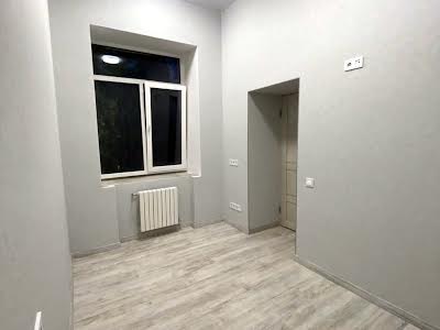 квартира за адресою Спаська вул., 43