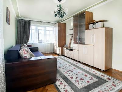 квартира за адресою Антона Головатого вул., 10