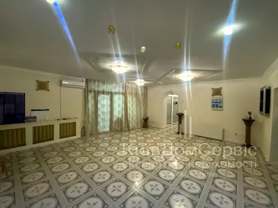 коммерческая по адресу Владимира Ивасюка просп. (Героїв Сталінграду), 20