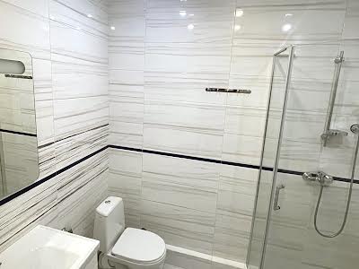 квартира за адресою Драгоманова вул., 10