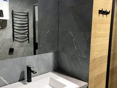 квартира за адресою Олеся Бердника вул., 1-Г
