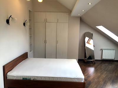 квартира по адресу вул. Тарасівська, 3