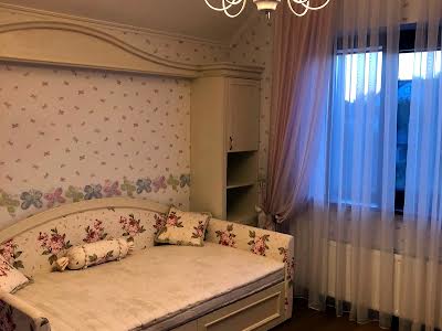 будинок за адресою Молодіжна, 7