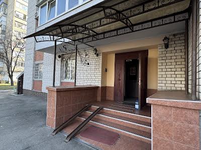 квартира по адресу Кловский спуск, 5