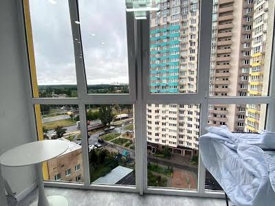 квартира по адресу Академика Заболотного ул., 15-Б