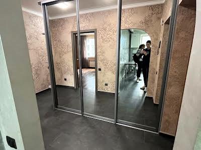 квартира за адресою Зелена вул., 115д