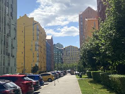 квартира за адресою Регенераторна вул., 4 к2-9