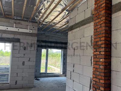 дом по адресу вулиця Рівна