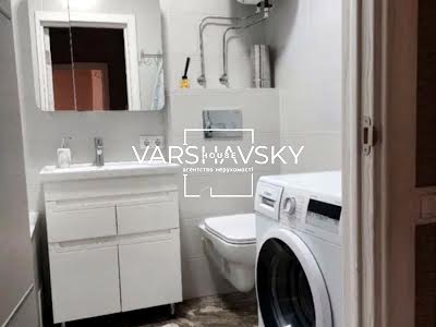 квартира по адресу Салютная ул., 2
