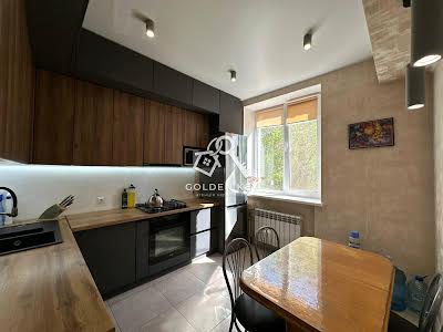 квартира за адресою Качалова вул., 8