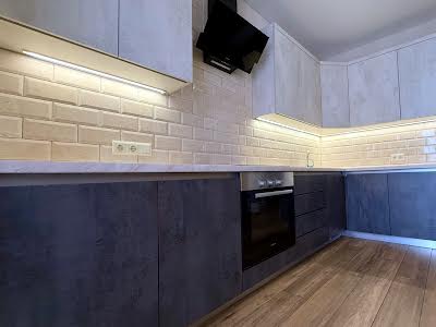 квартира за адресою Каховська вул., 60