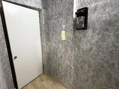квартира за адресою Євгена Танцюри вул., 13