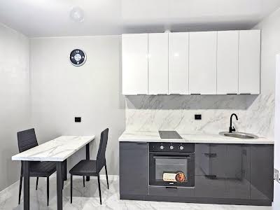 квартира за адресою Озерна вул., 27а