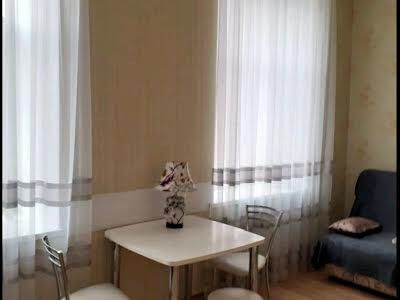 квартира за адресою Старосінна пл., 4