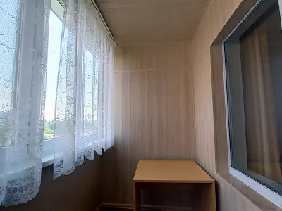 квартира за адресою Автозаводська вул., 81