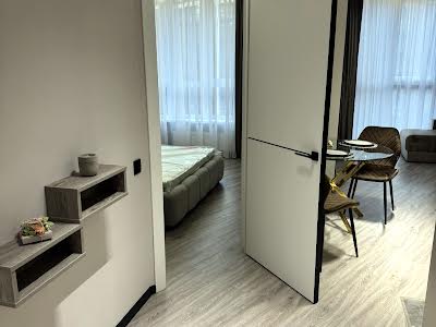 квартира за адресою Молодіжна вул., 10