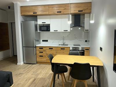 квартира за адресою Зарічна вул., 2к2