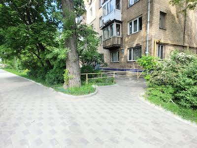 квартира за адресою Довженка Олександра вул., 8