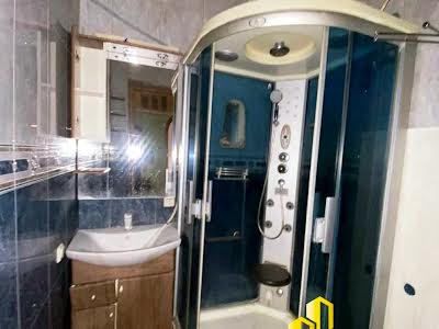 будинок за адресою Каштанова вул., 3