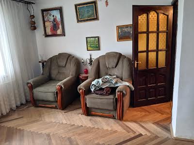 квартира за адресою Павла Тичини вул., 10