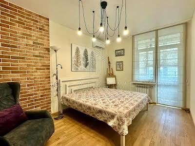 квартира за адресою Митрополита Василя Липківського вул. (Урицького), 37-Б