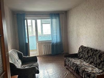 квартира за адресою Драгоманова вул., 14
