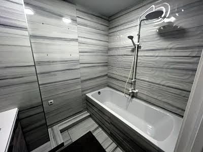 квартира за адресою Михайла Максимовича вул. (Онуфрія Трутенка), 24