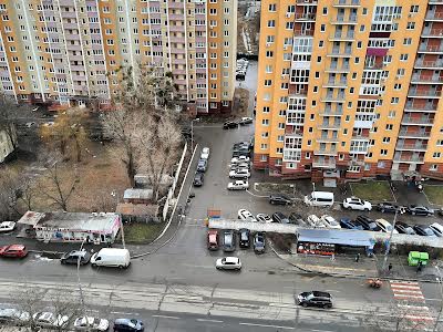 квартира за адресою Михайла Максимовича вул. (Онуфрія Трутенка), 26