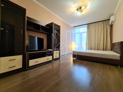 квартира за адресою Регенераторна вул., 4