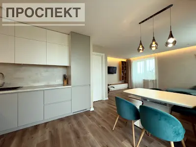 квартира за адресою Михайла Лушпи просп., 2/2