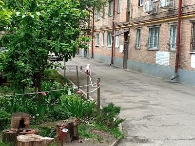 квартира за адресою Михайла Стельмаха вул., 12