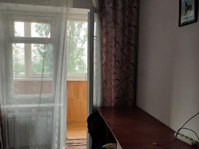квартира за адресою Сержа Лифаря вул. (Олександра Сабурова), 11а