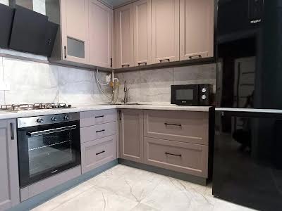 квартира за адресою Оксамитова, 11А