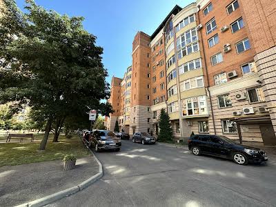 квартира за адресою Соборності вул. (Жовтнева), 40В