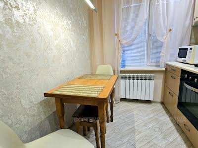 квартира по адресу Новогодняя ул., 77
