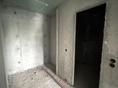 комерційна за адресою Ревуцького вул., 54