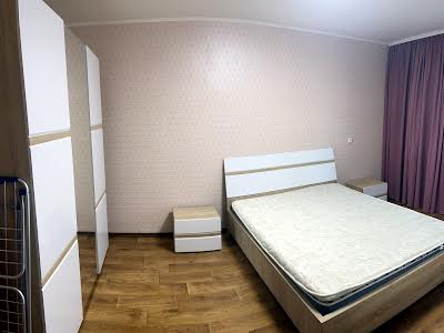 квартира за адресою Сергія Данченка вул., 1