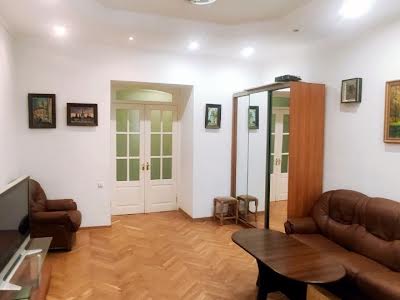 квартира по адресу Олеся Гончара ул., 32-Б