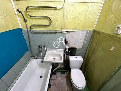 квартира за адресою Федора Караманиць вул. (Ватутіна), 32